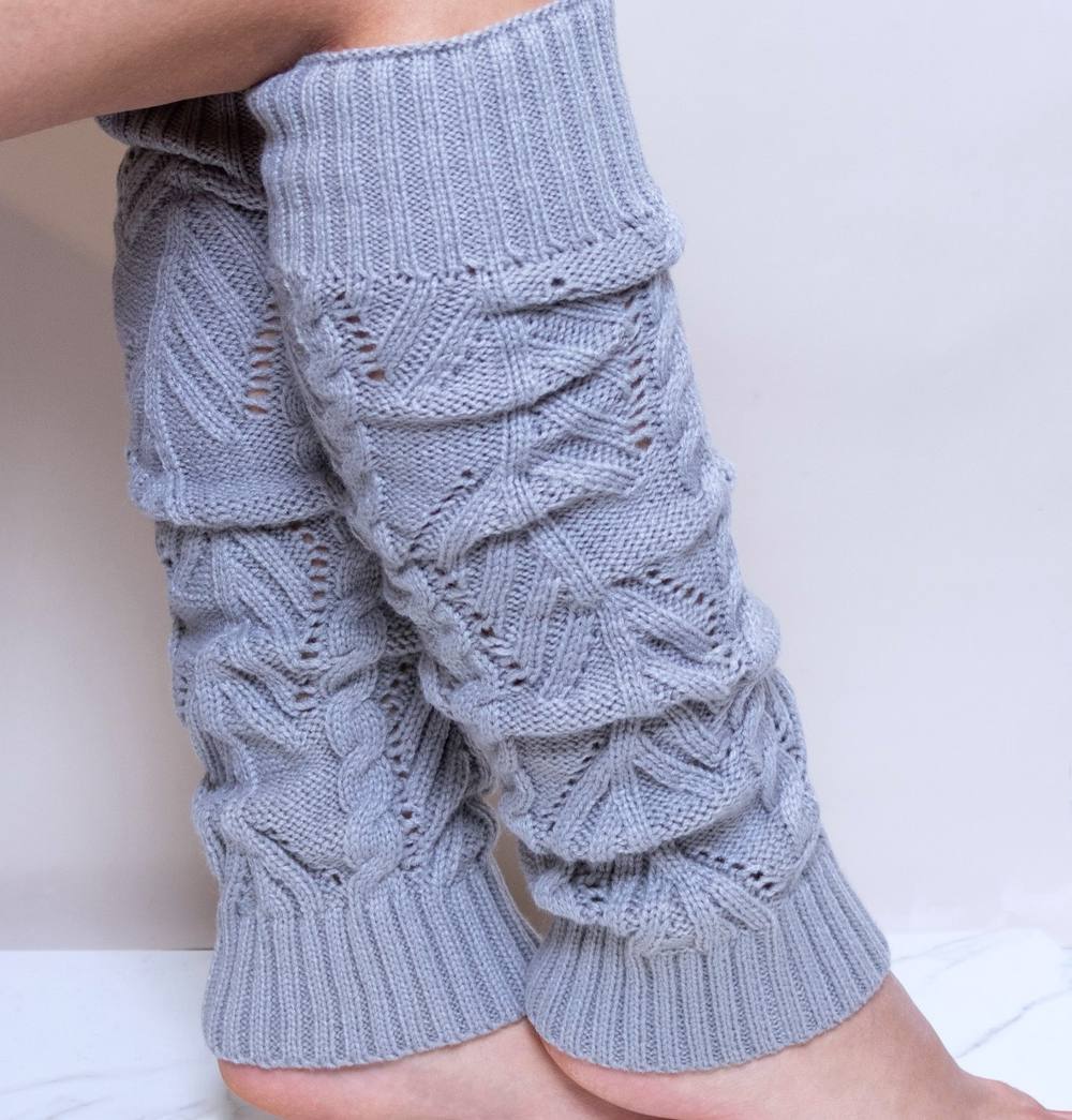 PEACH ACCESSORIES Knitted Cosy Cable Leg Warmers