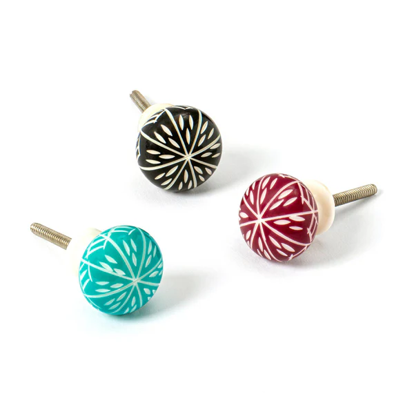 Nicola Spring - Resin Cabinet Knobs - 3 Colours - Pack Of 6