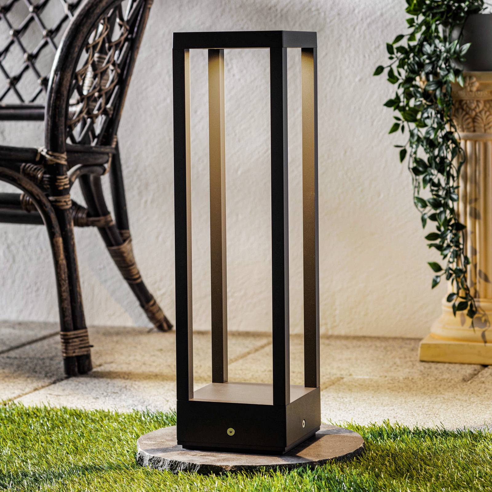 Lampenwelt.com Carlota LED pillar lamp, dark grey, 50 cm