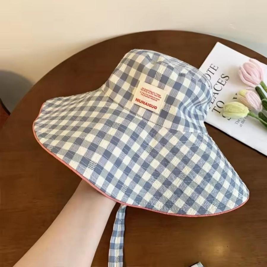 Hatsy Korean Version Plaid Wide Edge Strap Bucket Hat Sunscreen Hat Women's Basin Hats Summer Big Brim Showing Face Small Sun Hats 58-60cm blue