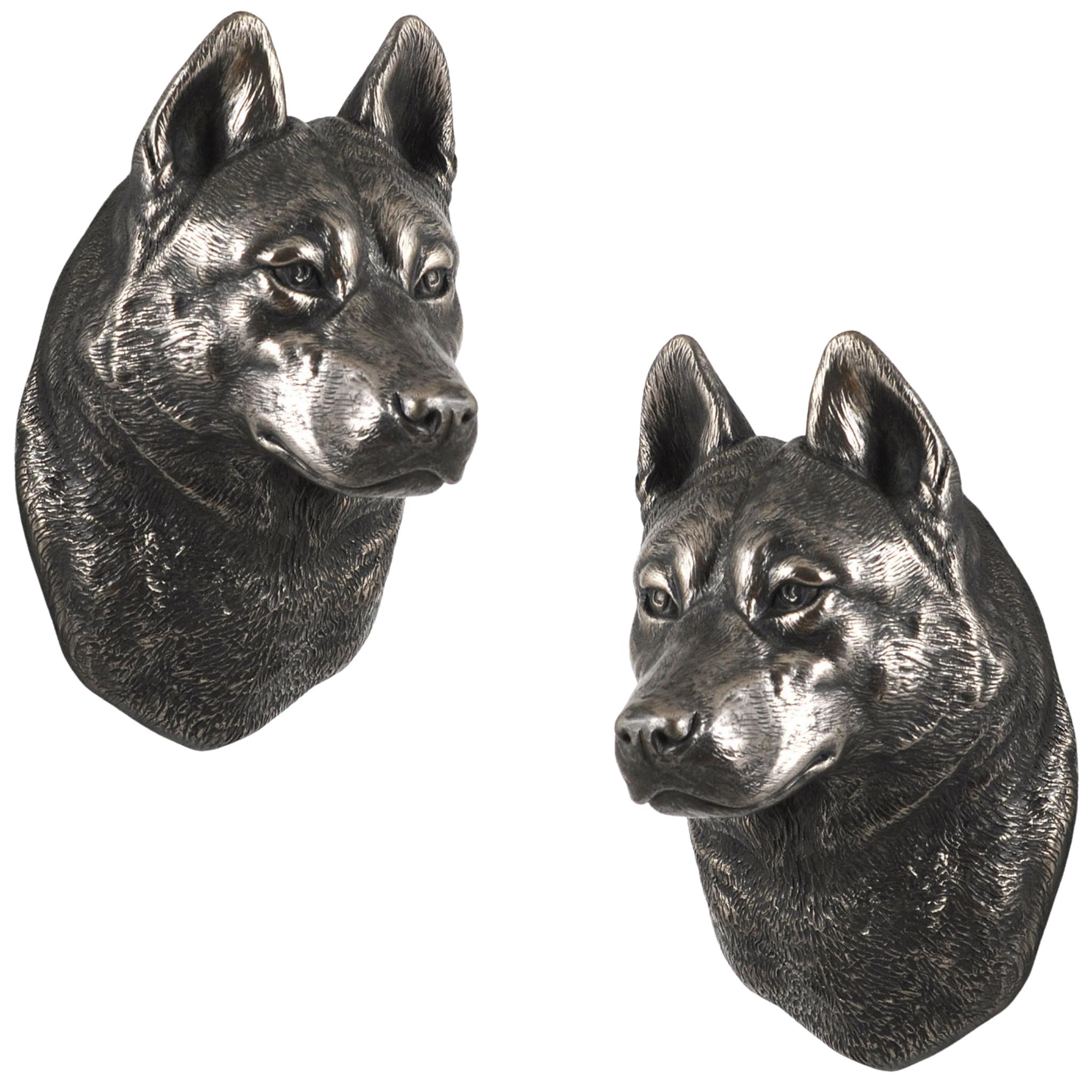 PetPassion Boutique Siberian Husky, Chukcha - Dog statue, hanging bust, unique decoration for dog lover by Art-Dog brand brown