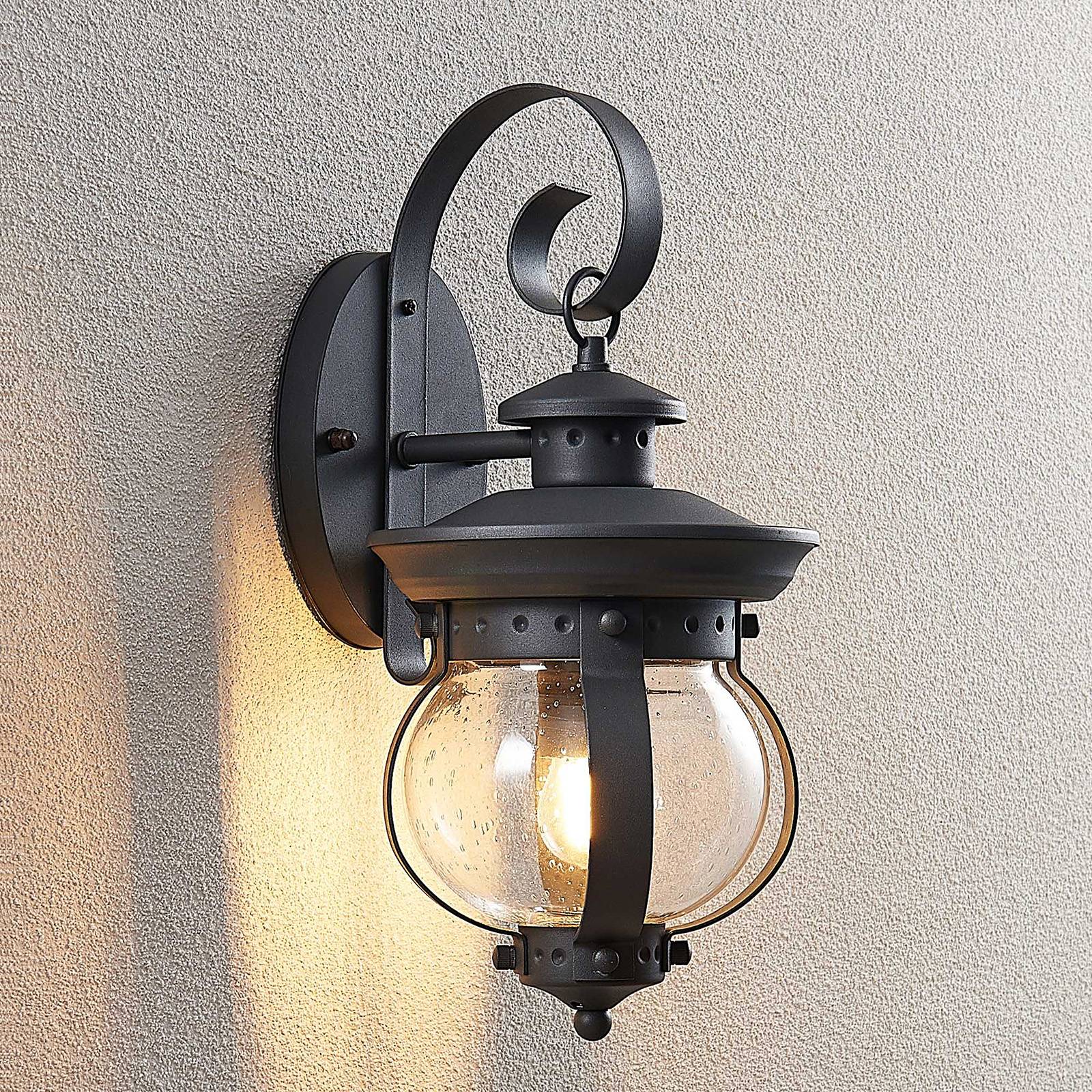Lindby Farley outdoor wall light