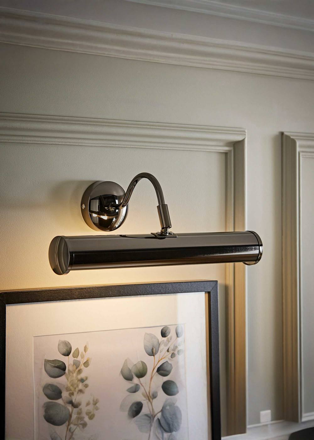 Value Lights Gemini Traditional Picture Wall Light in Black Chrome