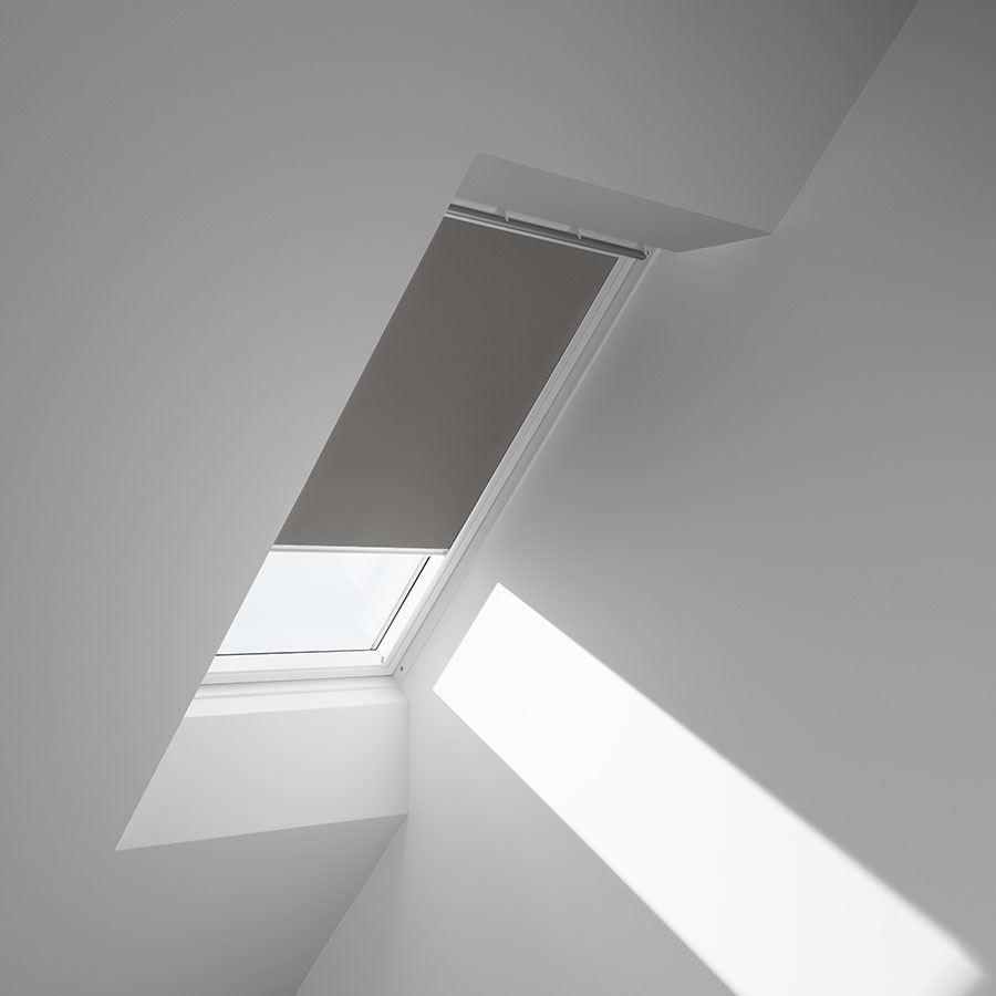VELUX Manual Blackout Blind White Line DKL SK06 0705SWL - Grey