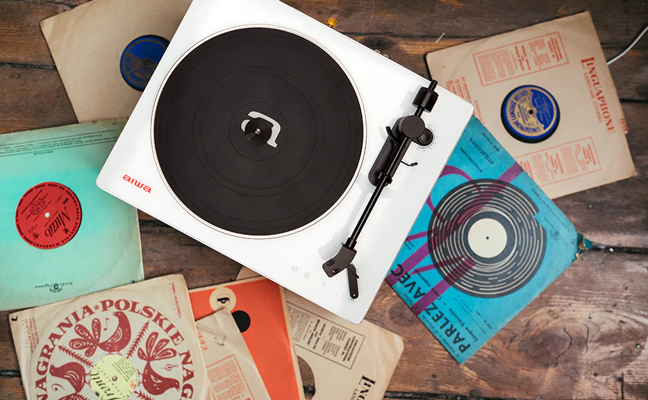 Aiwa APX-680BT/WT audio turntable Belt-drive audio turntable White