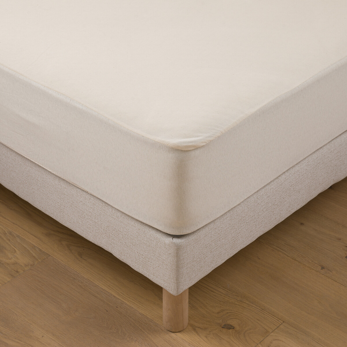 La Redoute Interieurs Waterproof Pure Organic Cotton Mattress Protector