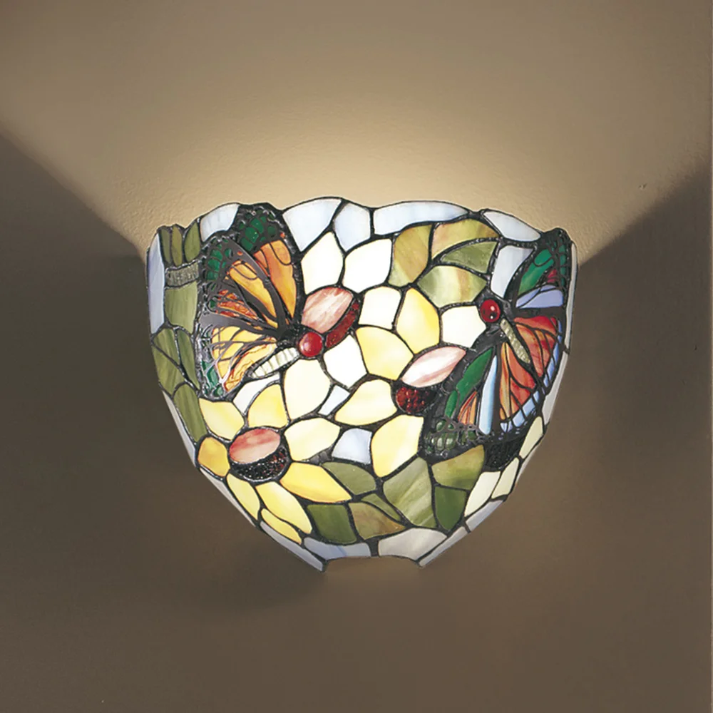 Perenz Viktoria wall light in a Tiffany look