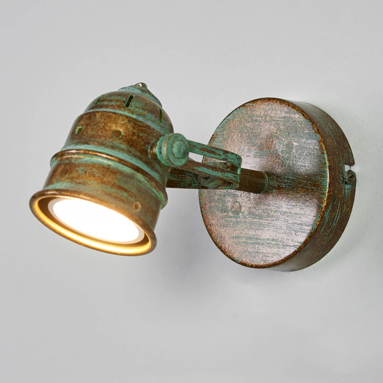 Lampenwelt.com Leonor - LED spotlight with verdigris effect